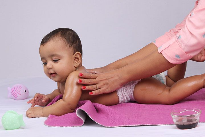 6 Essential Tips On How To Massage Your Baby