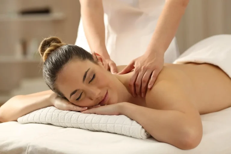 Relaxation-Therapeutic-and-Deep-Tissue-Massage